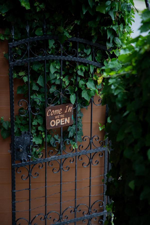 Sapanca Villa Suite Boutique Hotel Exteriör bild